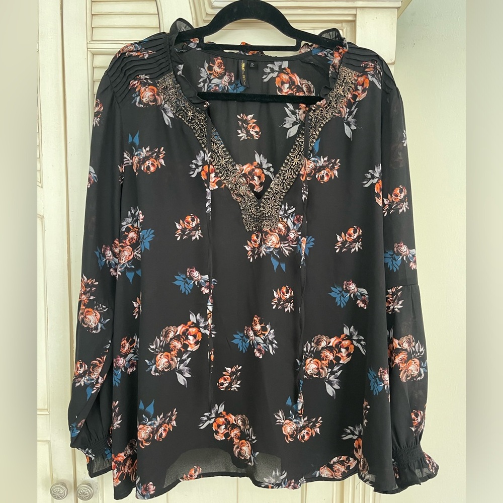 Women’s 2x Blouse